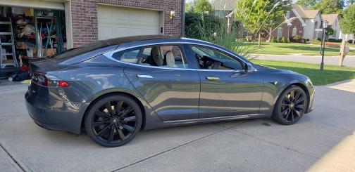 2018 Tesla Model S 75D